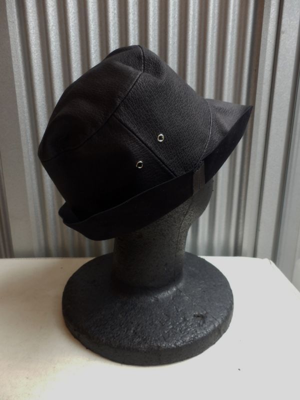 画像: 【HATAE】別注Leather Bucket Hat(ハトメ有り)‐ブラック